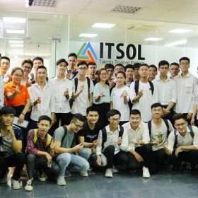 Sinh viên FPT Aptech đi tham quan doanh nghiệp “trúng” ngay cơ hội làm việc tại ITSOL