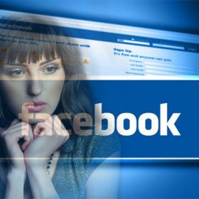 10 điều không nên chia sẻ trên Facebook