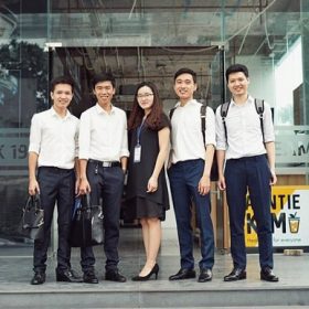 CEO 9X: Học lập trình và dùng “code” để chinh phục thế giới