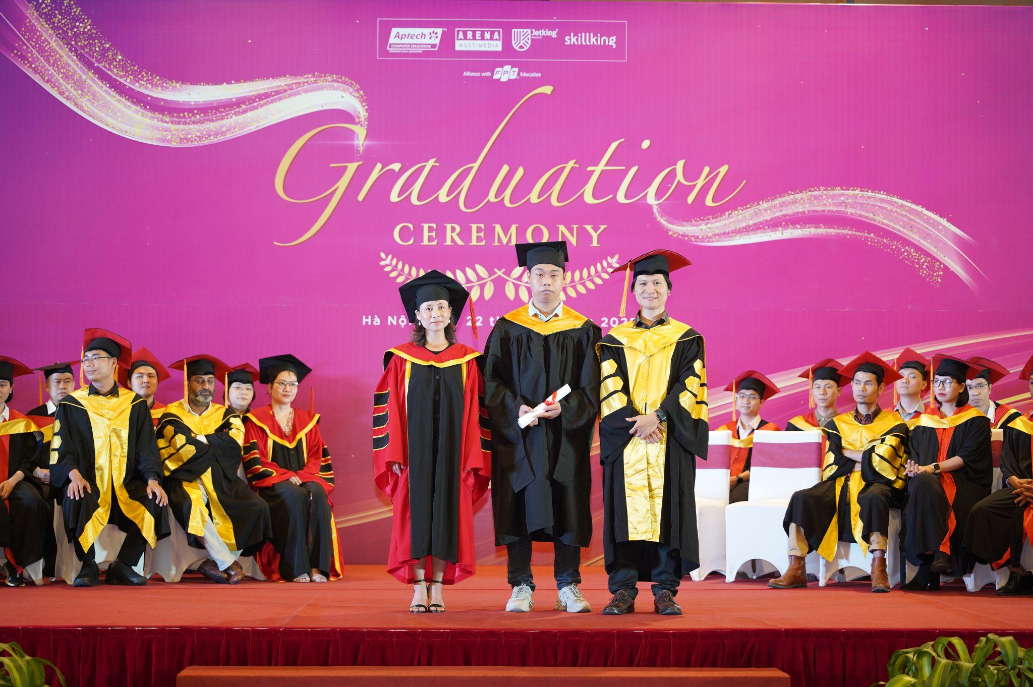 Lễ tốt nghiệp 2022 - Viện Đào tạo Quốc tế FPT Hà Nội 2