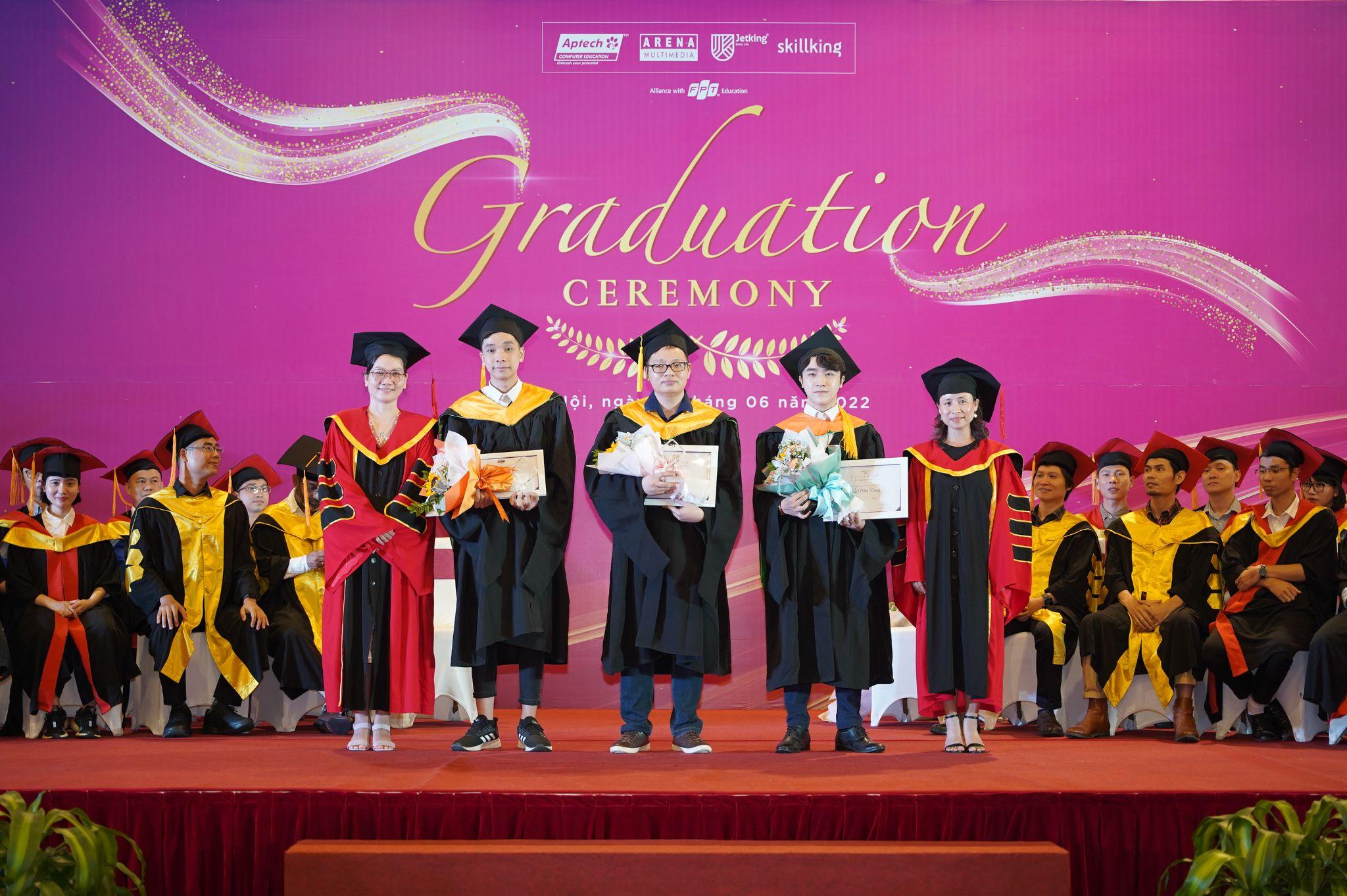 Lễ tốt nghiệp 2022 - Viện Đào tạo Quốc tế FPT Hà Nội 8