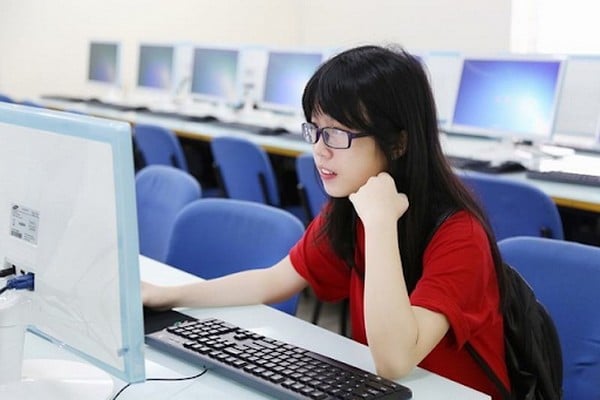 Con gái có nên học công nghệ thông tin không?