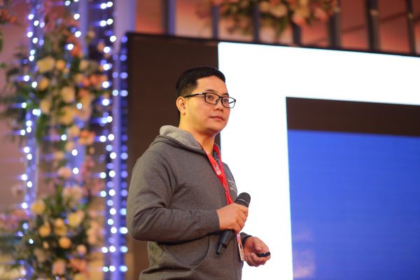 Cựu sinh viên FPT Aptech chia sẻ tại Vietnam Web Summit 2022