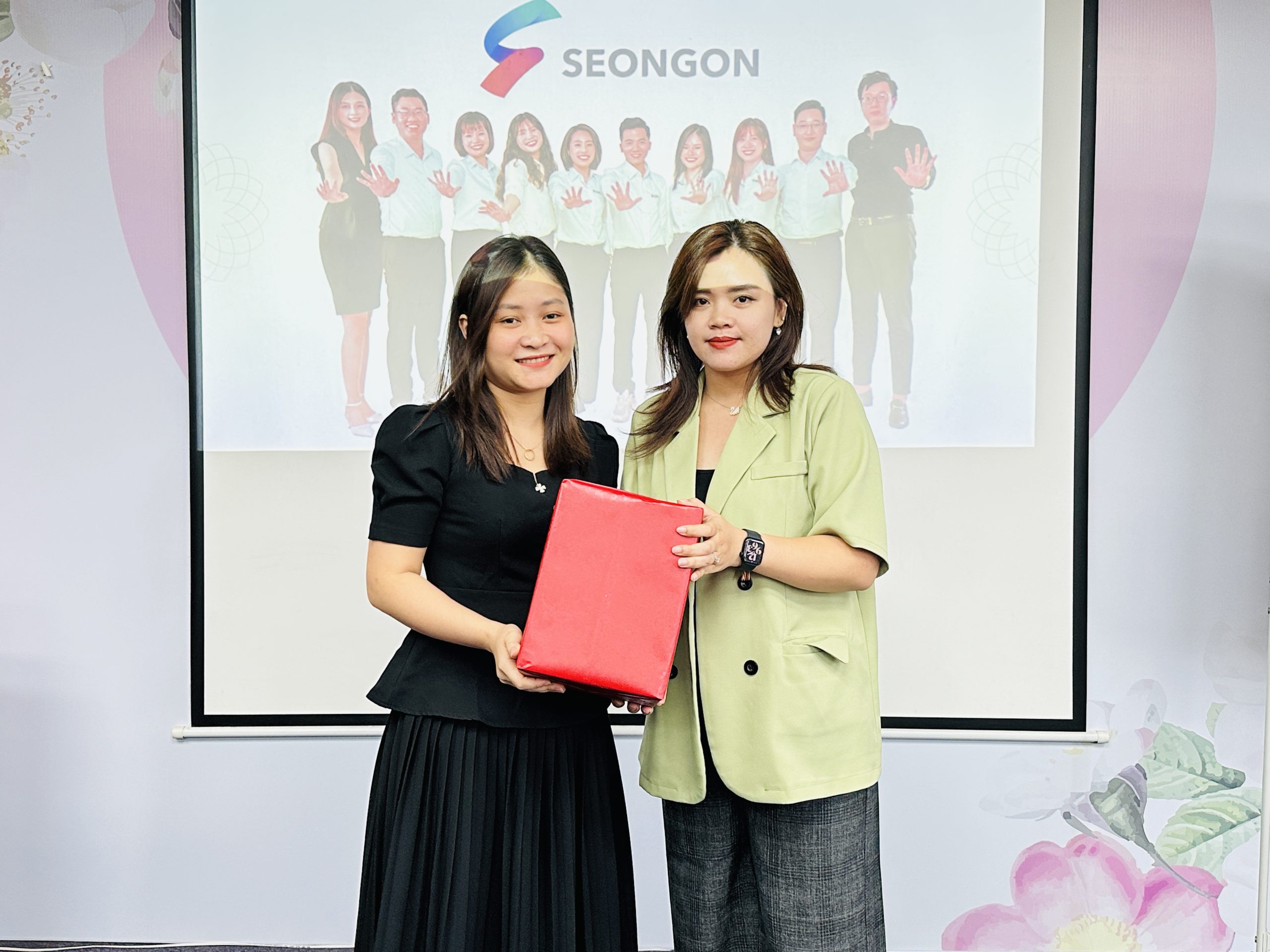 Kết thúc chương trình chị Trần Hường đại diện Viện Đào tạo Quốc tế FPT Hà Nội gửi lời cảm ơn tới SEONGON