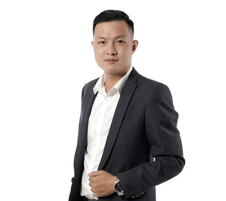 Sinh viên xuất sắc học kỳ Spring 2025 Dương Đình Thứ