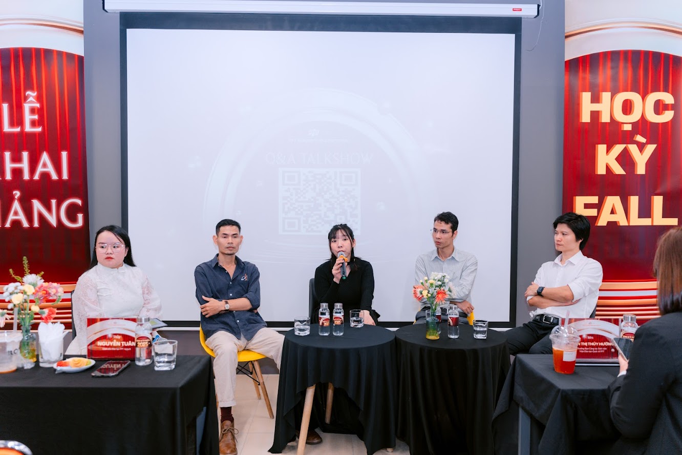 Thầy cô đến từ nhiều chuyên ngành tại Viện đào tạo quốc tế FPT