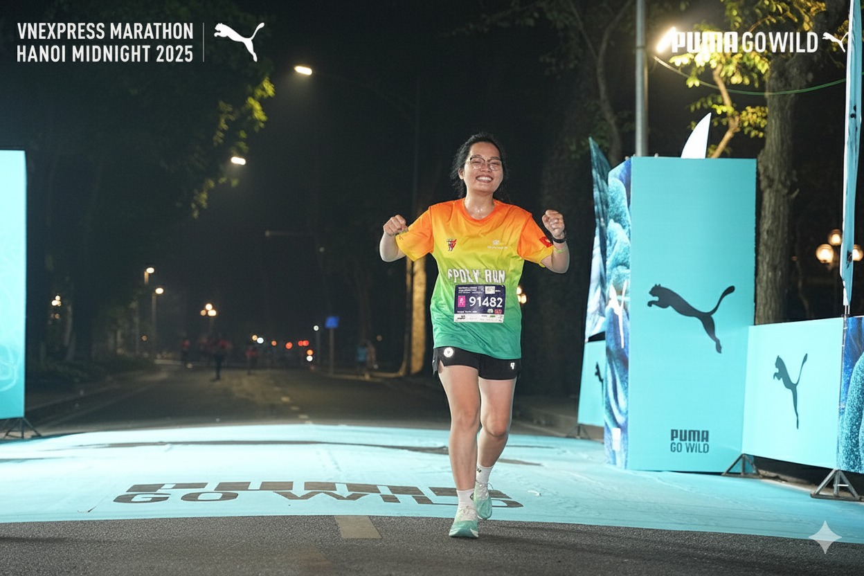 Cô Hồng chạy trong Race