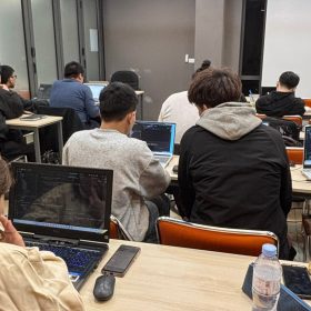 Kết nối cơ sở dữ liệu trong Java: Sinh viên hào hứng trở lại sau kỳ nghỉ Tết với thử thách mới