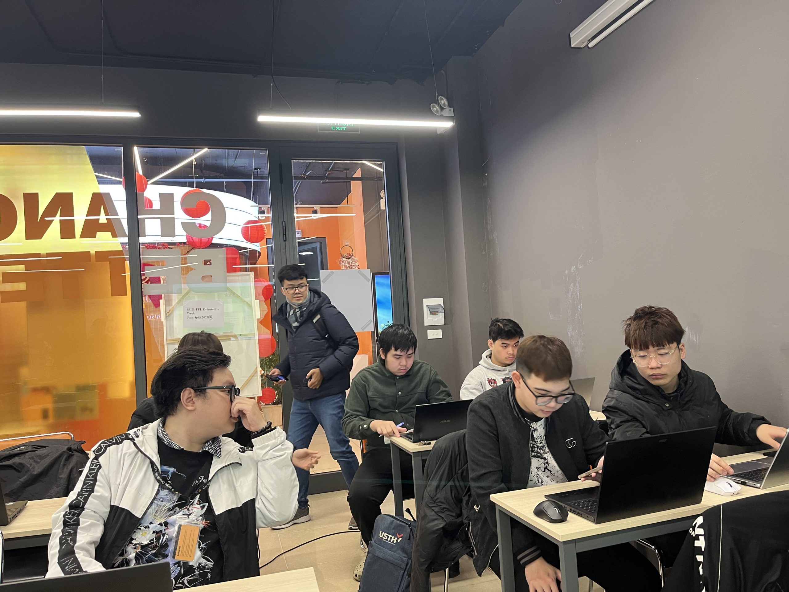 Giải “bài toán” tìm kiếm luật sư trong thời đại số