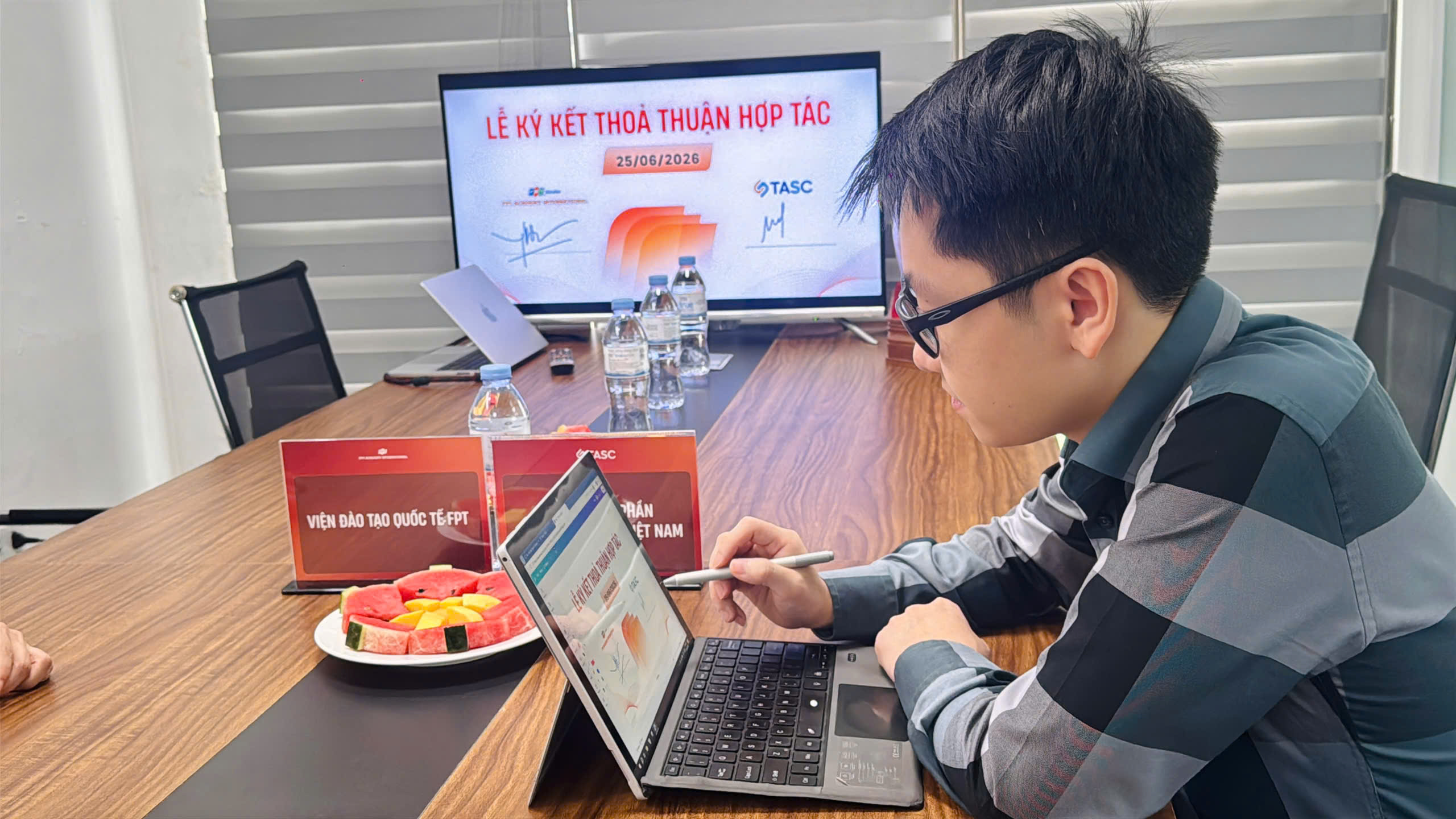 Doanh nghiệp đồng hành