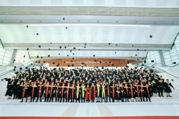 Lễ Tốt nghiệp 2026 Viện Đào tạo Quốc tế FPT Hà Nội