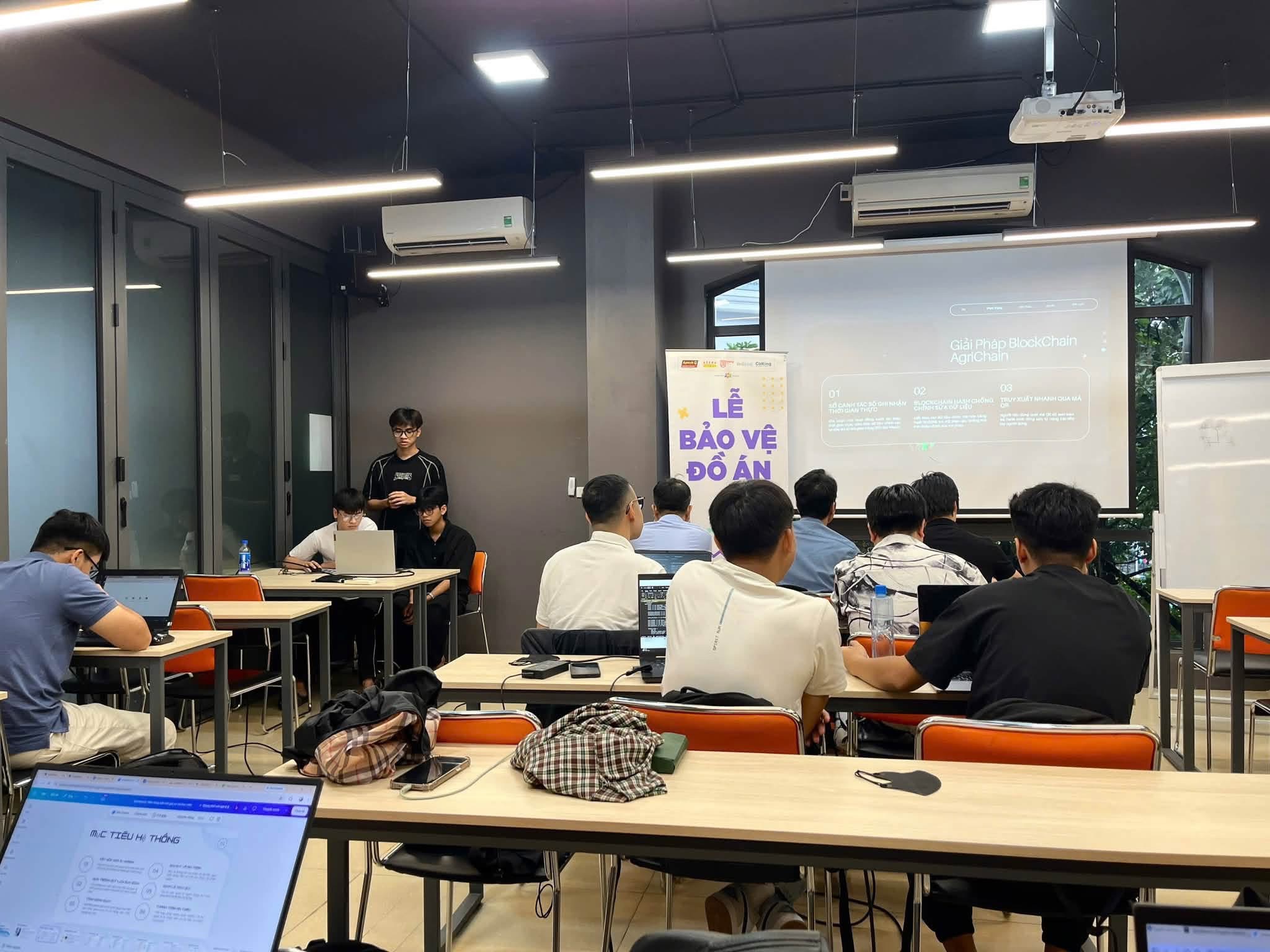 Lớp học tại FPT Aptech
