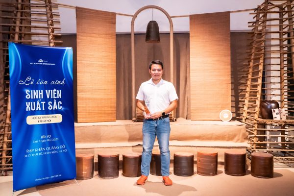 Sinh viên xuất sắc Nhữ Văn Tuấn