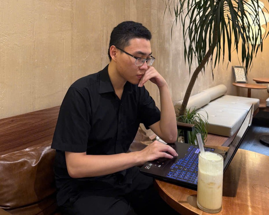 Sinh viên Lương Tuấn Hưng